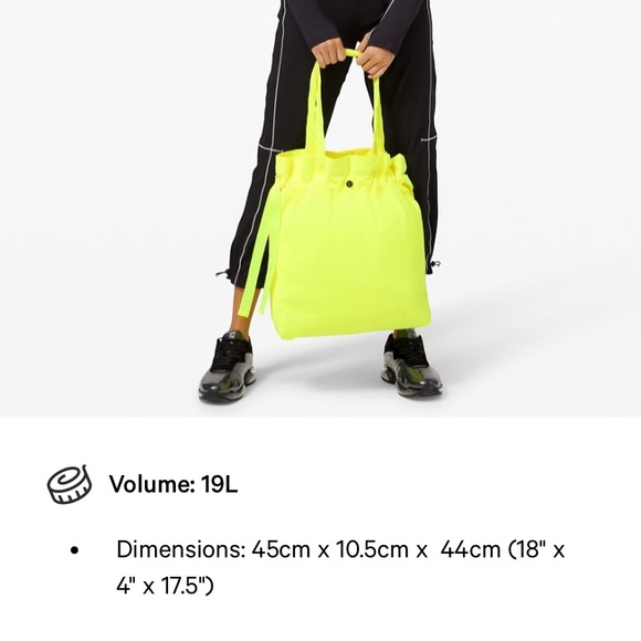 Lululemon Easy As Sunday Tote Bundle - Picture 10 of 16